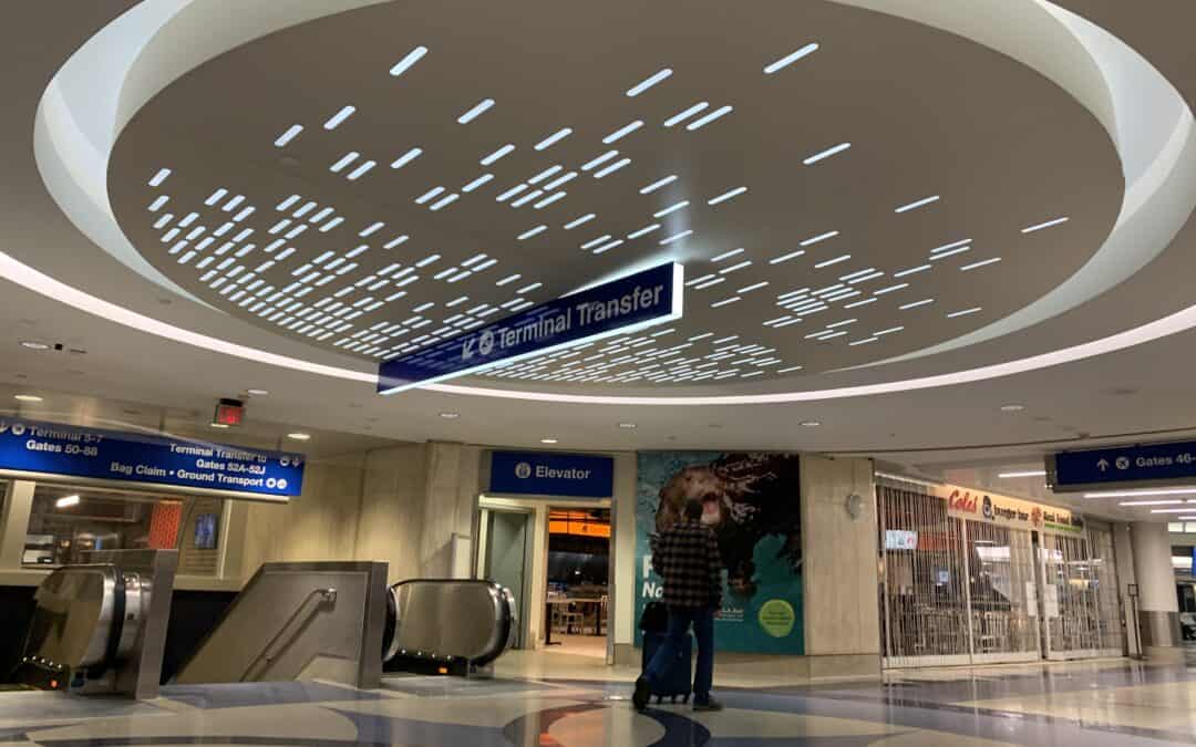 AMERICAN AIRLINES at LAX