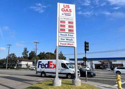 pylon gas pricer digital signage sunset sign fabrication and installation